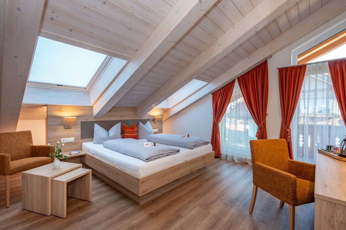 Premium bedding, down duvets, Select Comfort beds, in-room safe