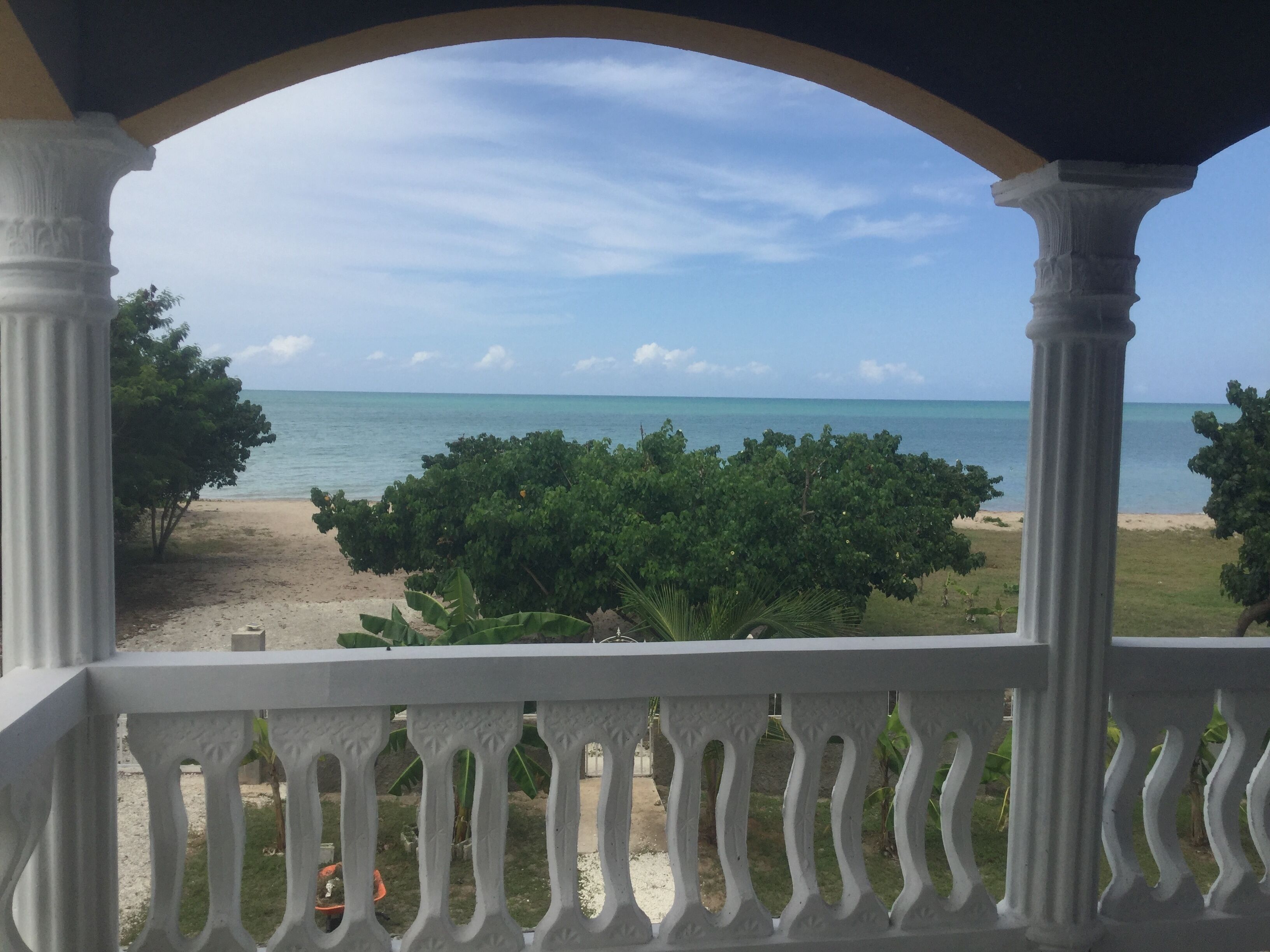 upper veranda ocean View looking south