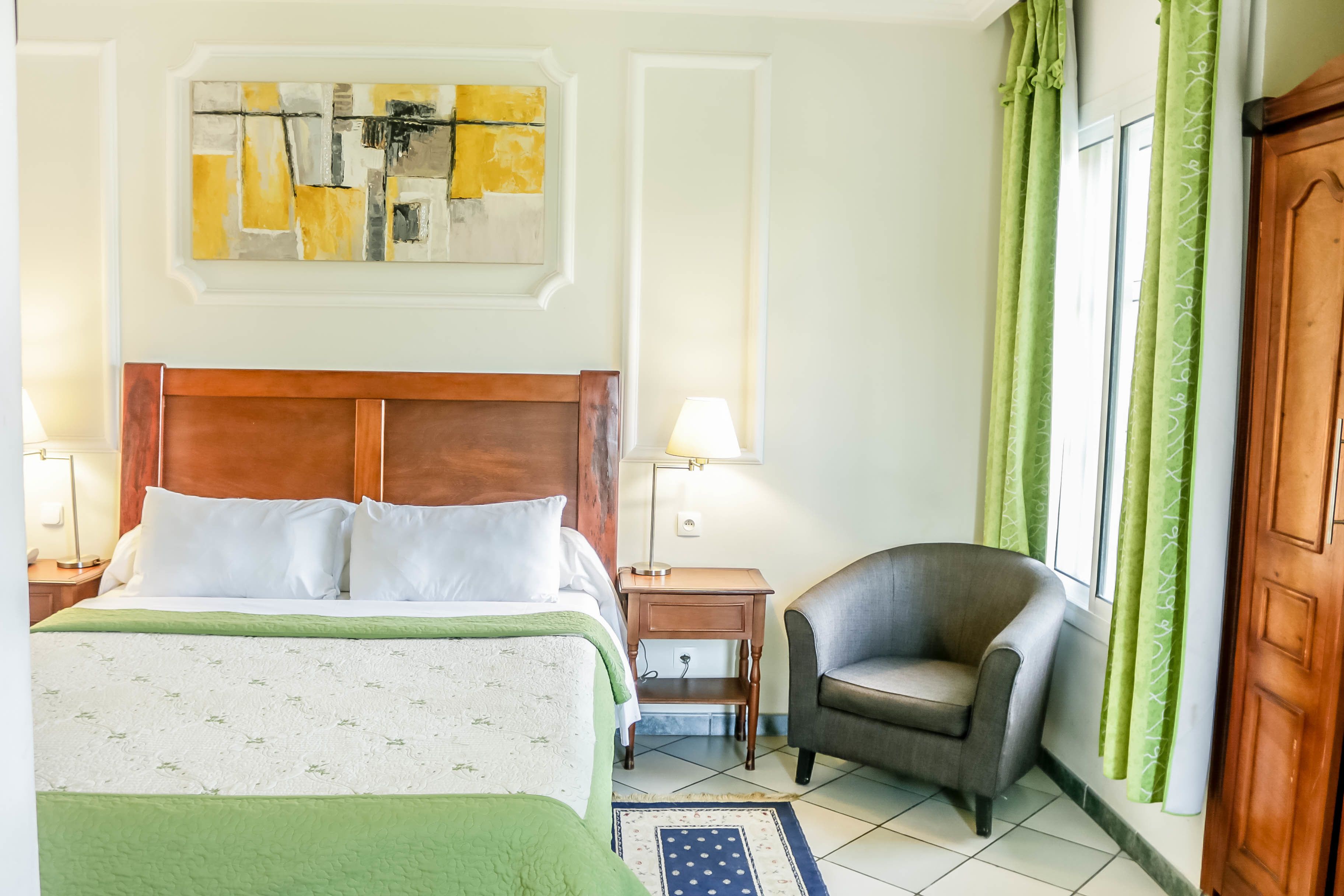 Premium bedding, minibar, in-room safe, individually furnished