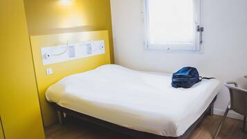 Bureau, espace de travail pour ordinateur portable