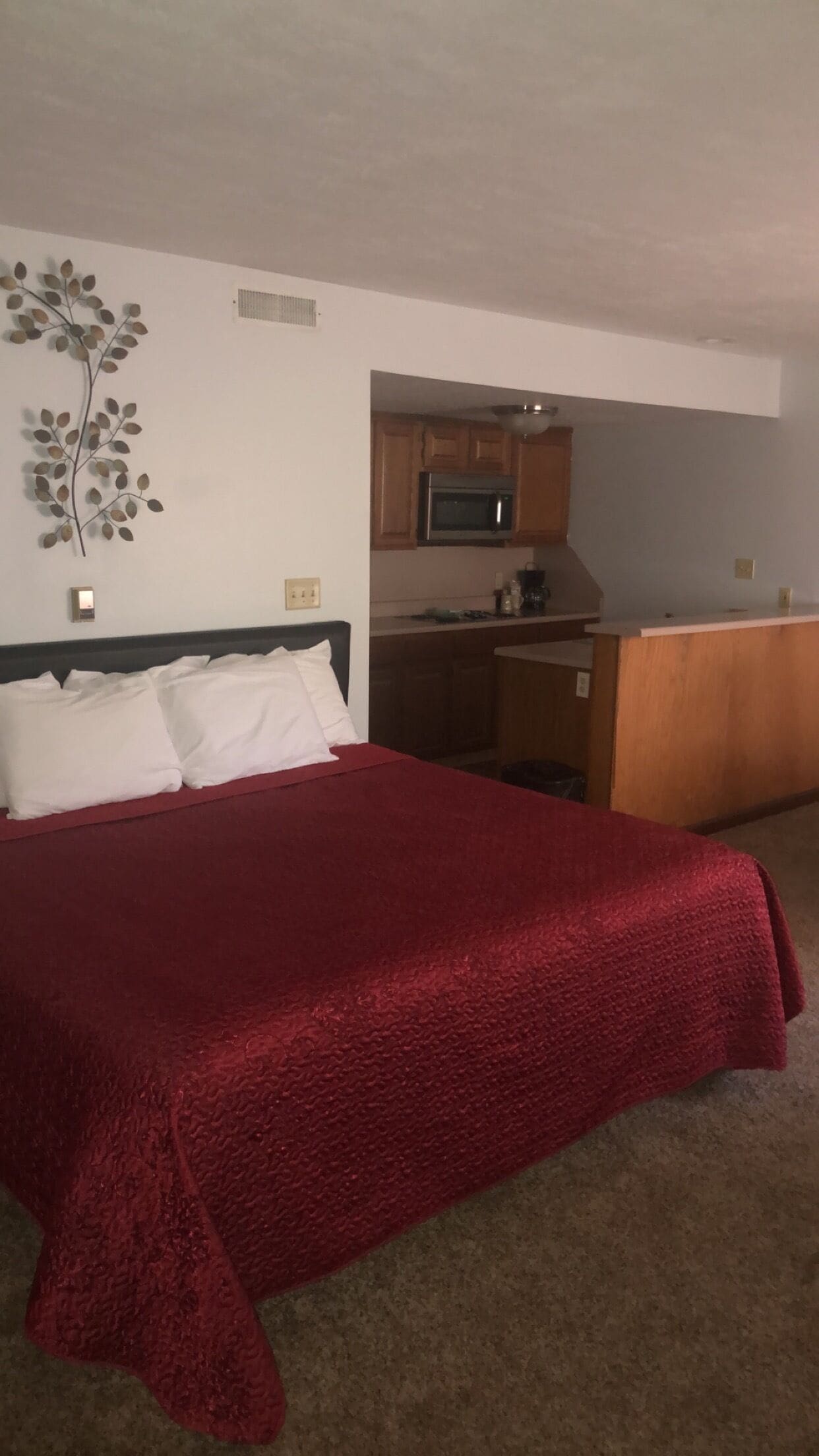 two bed suite | 1 bedroom, individually decorated, individually furnished
