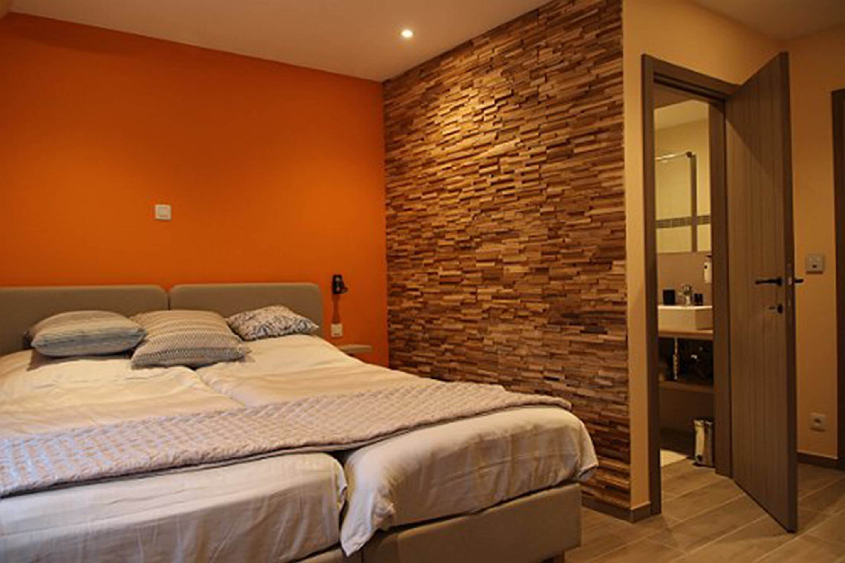 Minibar, desk, soundproofing, free cots/infant beds