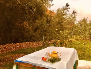 Terrace/patio - Hôtel panoramique de la vallée (Ait Sedrate Jbel El Soufla)