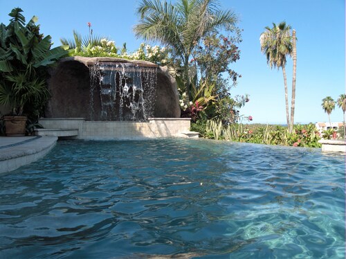 POOL SIDE STUDIO SUITE ONE AT CASA DE SUENOS 