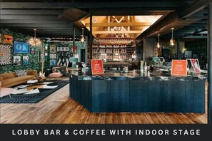 Bar (in der Unterkunft)