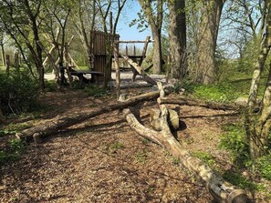 Property grounds - Attractive holiday home at Lauwersmeer National Park and Wadden Sea (Kollumerpomp)