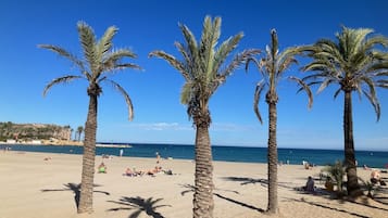 Vlak bij het strand, strandlakens