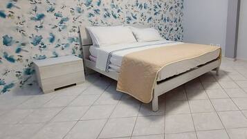 4 habitaciones, tabla de planchar con plancha y wifi gratis