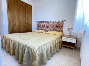 2 Schlafzimmer, Bügeleisen/Bügelbrett, Internetzugang