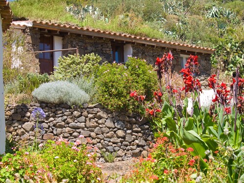 Gemütliches Cottage, mit Garten in Mitten der Natur