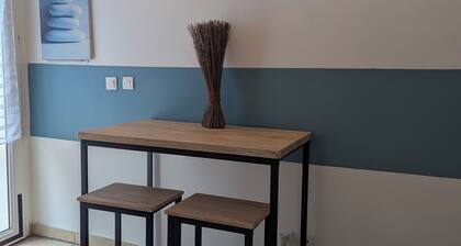 La campagne aux portes de Montpellier ! Gite Le nid des Pins 2 pers.