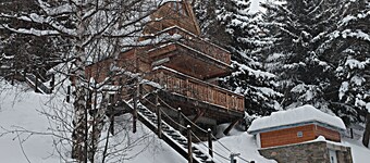 Beautiful south facing chalet up to 10 people