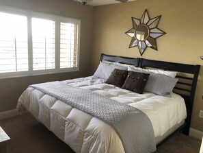 2 bedrooms, iron/ironing board, WiFi, bed sheets