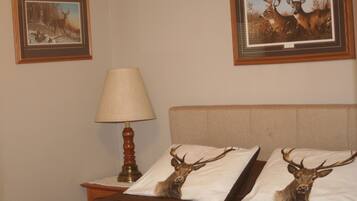 5 chambres, bureau, lit parapluie, Wi-Fi gratuit