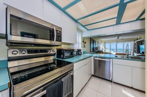 Fridge, microwave, oven, stovetop - 2 Bedroom, 2 Bath Gulf Front Condo Suite Right On The Beach! (Indian Shores)