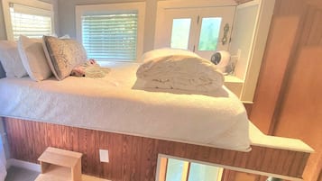 1 間睡房、書桌、熨斗/熨衫板、Wi-Fi