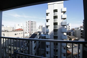 View from room - Best Residence Kujo 502 (Osaka)