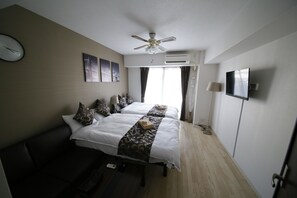 Soundproofing, iron/ironing board, free WiFi, bed sheets - Best Residence Kujo 502 (Osaka)