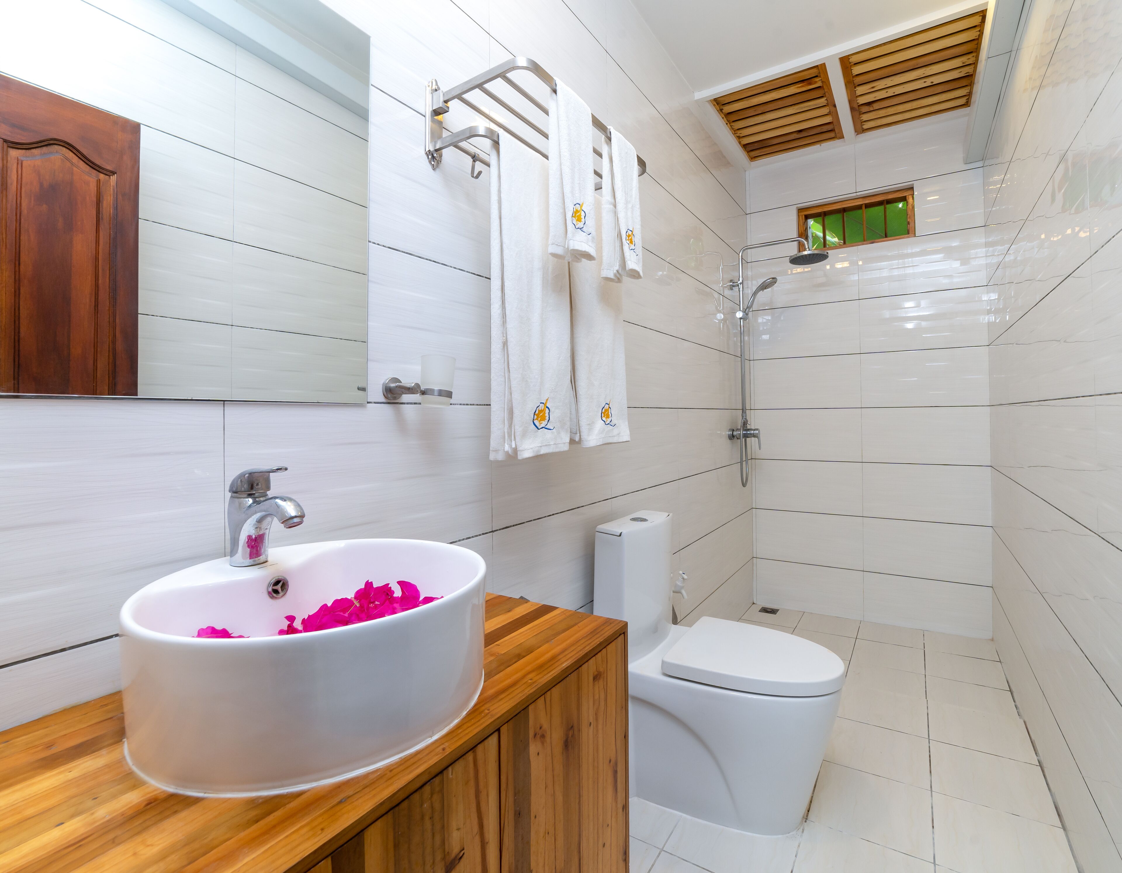 Deluxe Villa | Bilik Mandi | Pancuran mandi, hulu semburan mandi hujan 