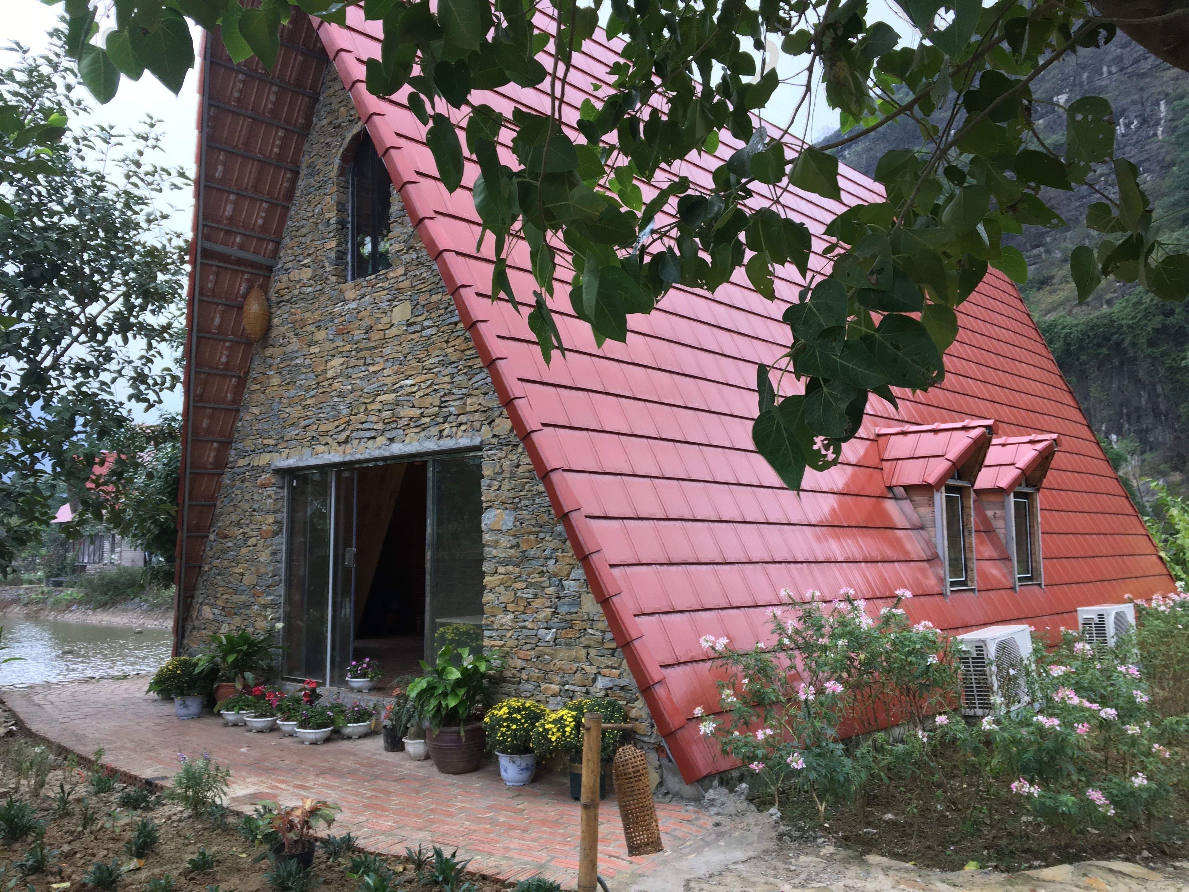 deluxe chalet, 1 bedroom, lake view, lakeside | minibar, desk, soundproofing, free wifi