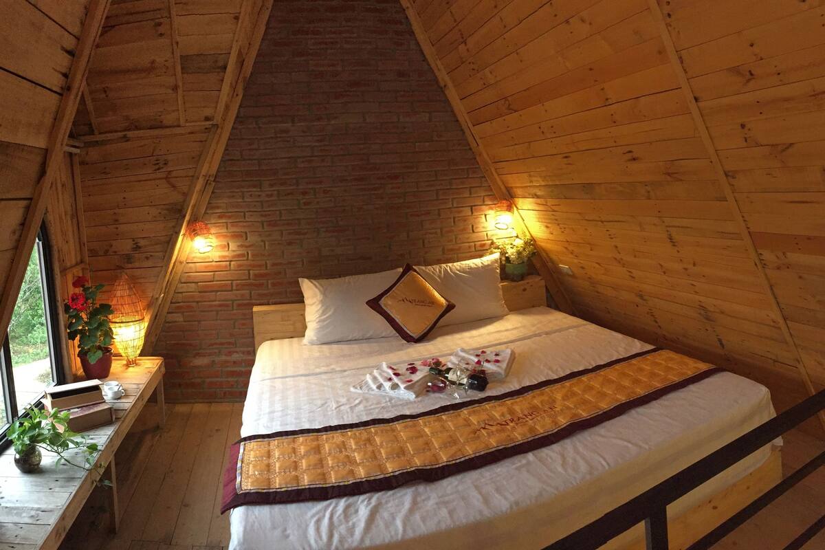 family chalet, 1 bedroom, private bathroom, lake view | minibar, desk, soundproofing, free wifi