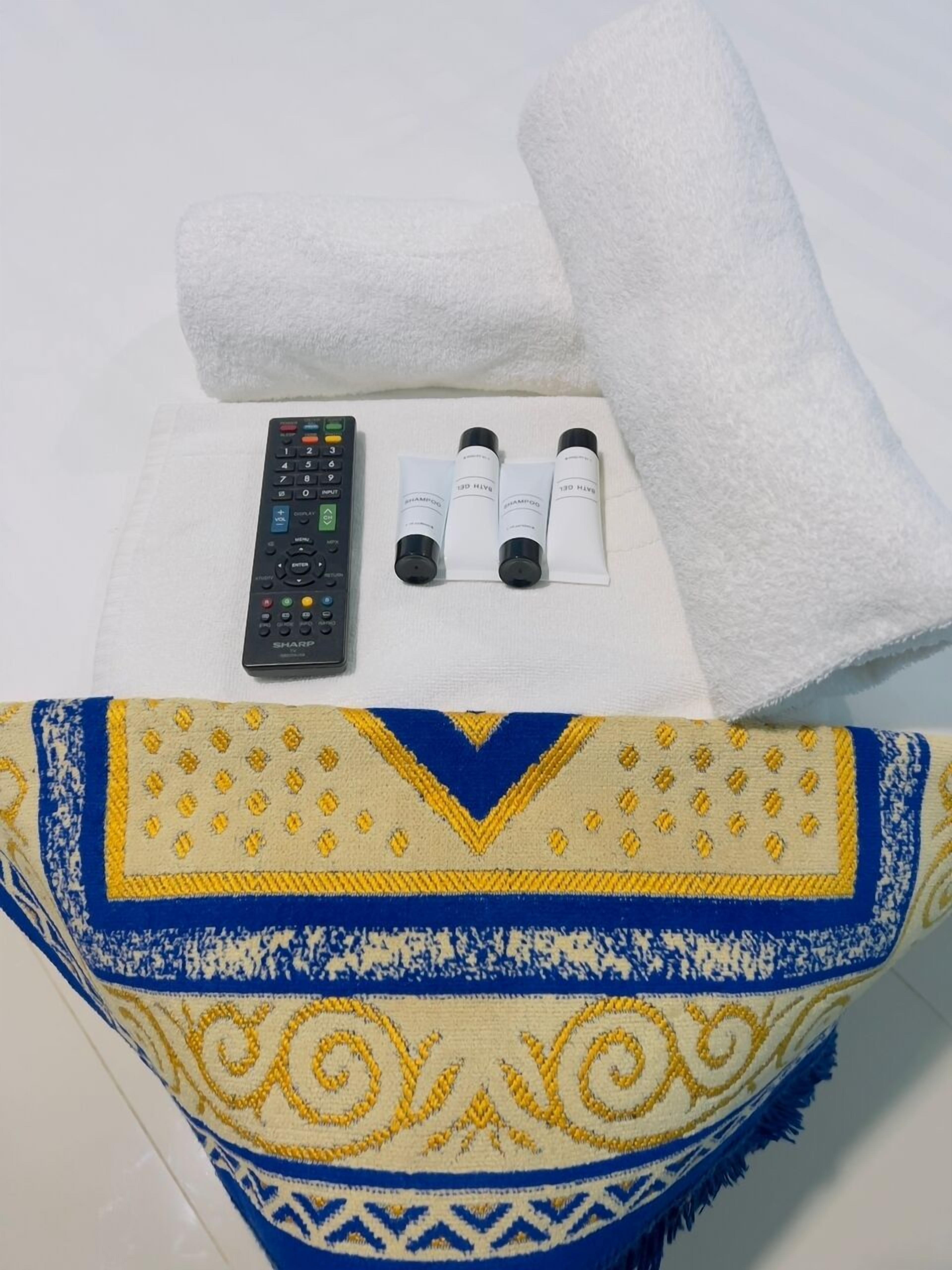 superior room | in-room dining