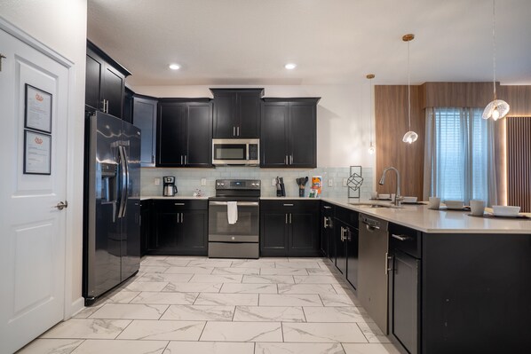 Fridge, microwave, oven, stovetop