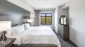 Suite, 1 Bedroom, Kitchen | Premium bedding, individually furnished, desk, laptop workspace - Staybridge Suites Naples – Marco Island by IHG (Naples)