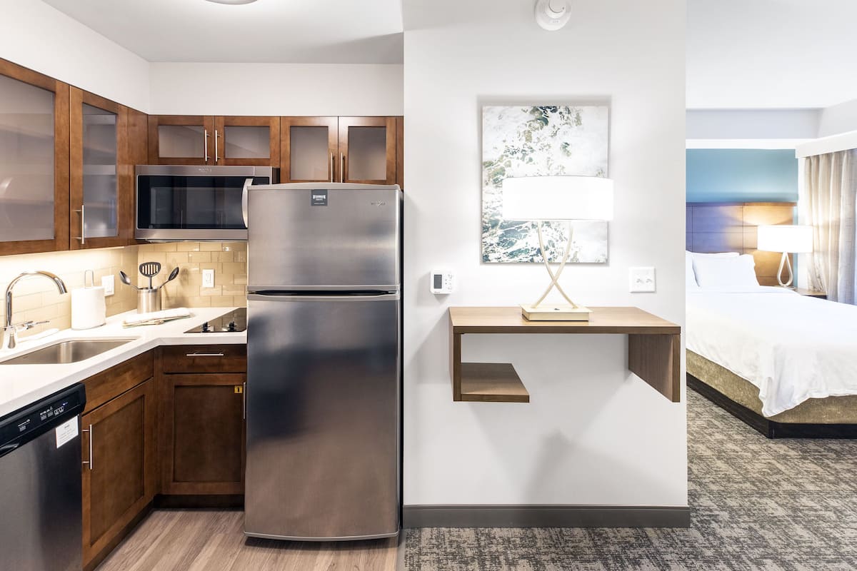 1 bedroom, premium bedding, individually furnished, desk