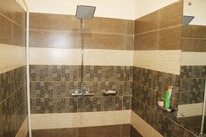 Family Suite, 2 Double Beds, Accessible, Non Smoking | Bathroom | Slippers - Hotel Avalon Suites (Multan)