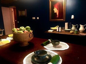 Free daily buffet breakfast  - LUXa Charmhouse Hotel (Sintra)