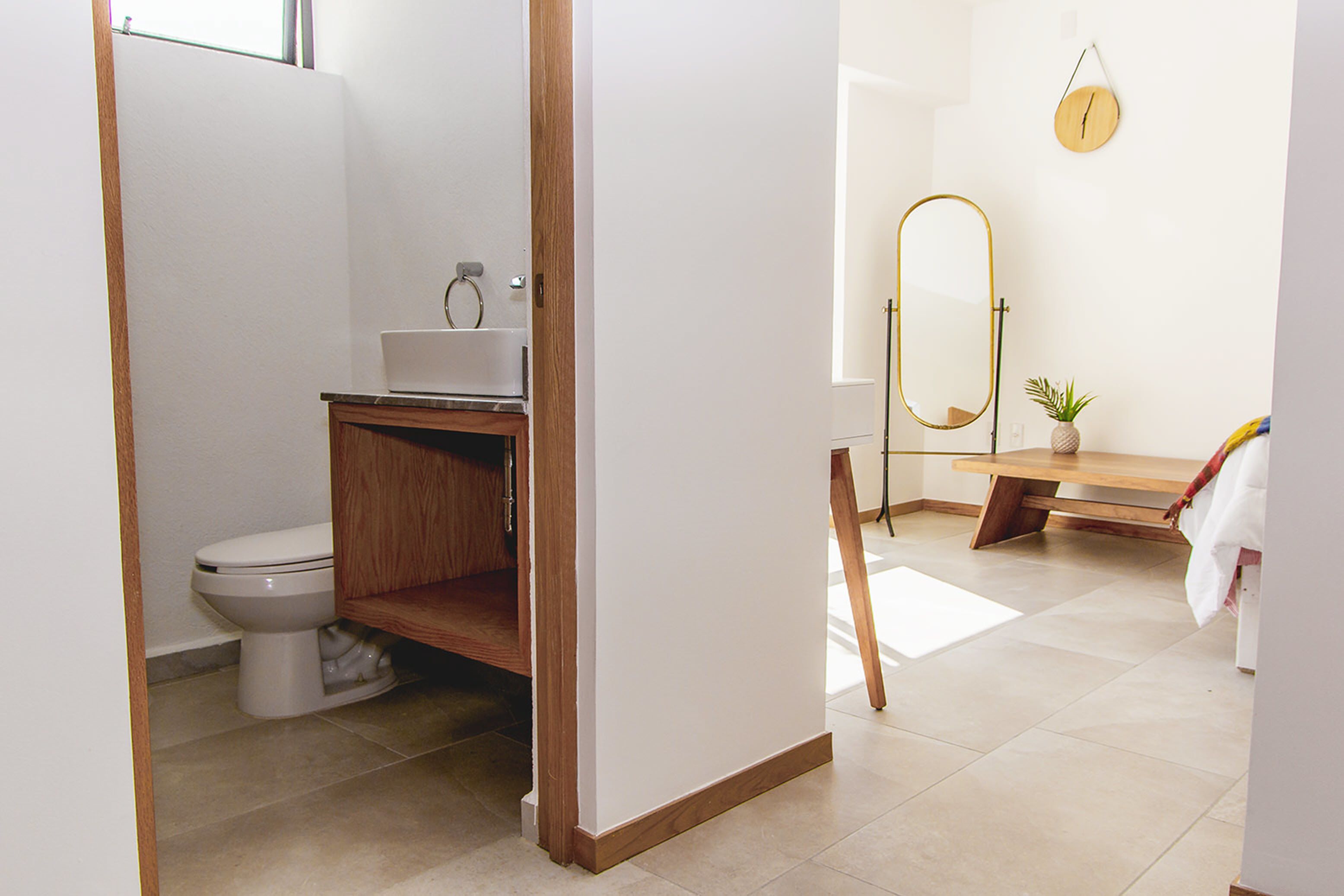 premium double room with own bathroom, in shared apartment | bathroom | shower, rainfall showerhead, free toiletries, hair dryer