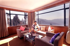 In-room safe, desk, blackout curtains, free WiFi