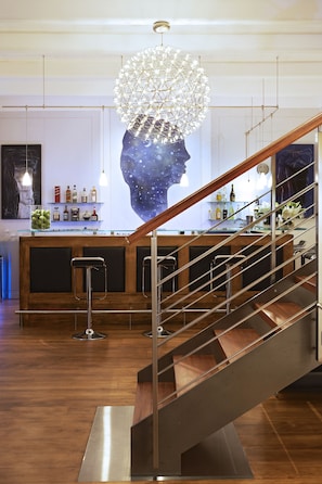 Bar (in der Unterkunft)