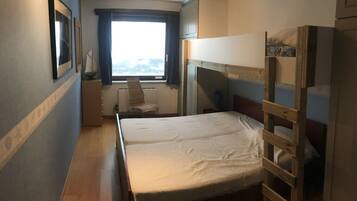 2 dormitorios, cuna de viaje, wifi