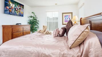 5 bedrooms, in-room safe, desk, iron/ironing board