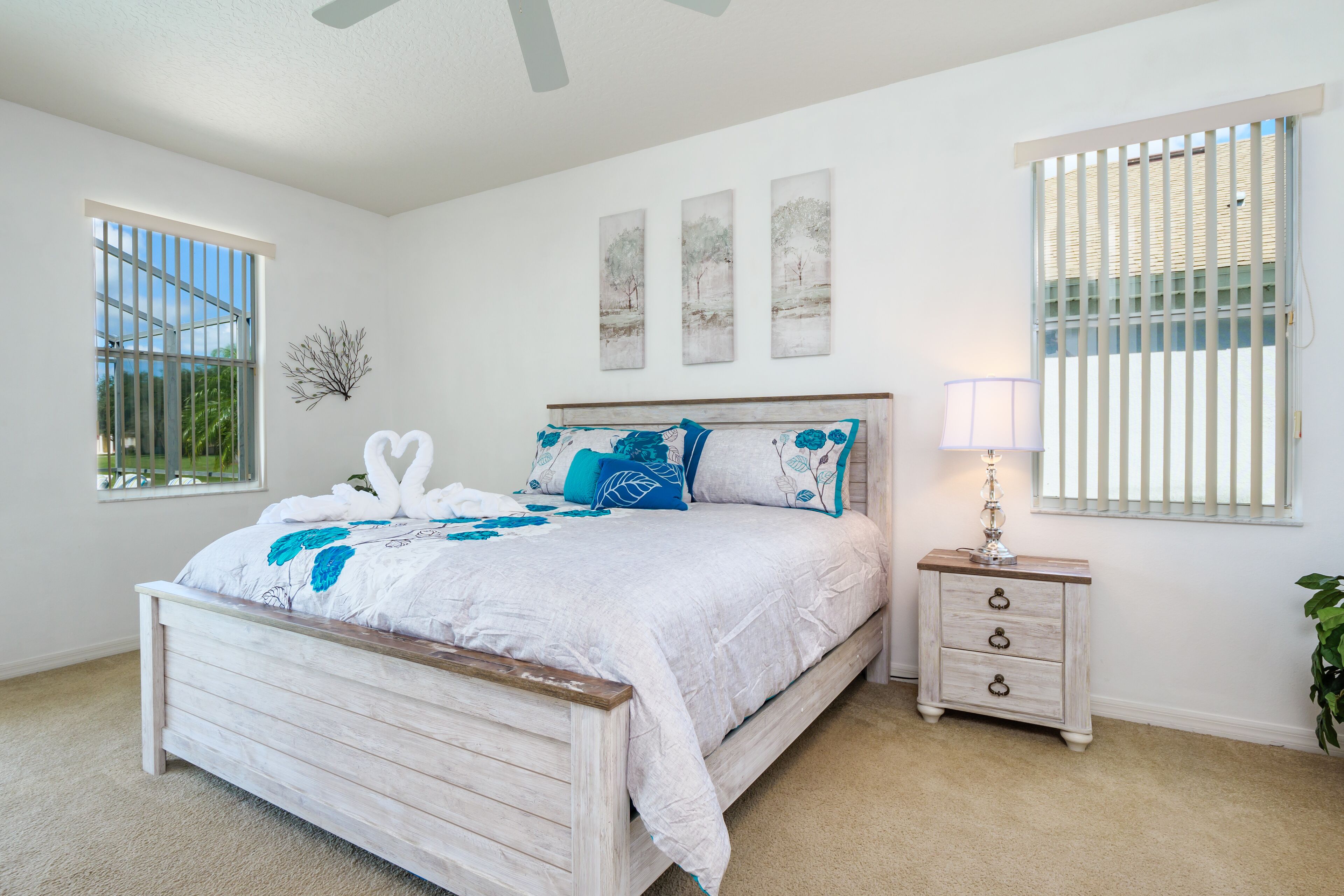 5 bedrooms, in-room safe, desk, iron/ironing board