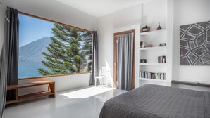 Panoramic-Doppelzimmer, 1 King-Bett, Nichtraucher, Seeblick