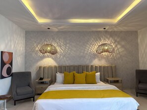 Estudi en suite de luxe, accessible | Roba de llit d'alta qualitat, cobrellits i caixa forta a l'habitació 