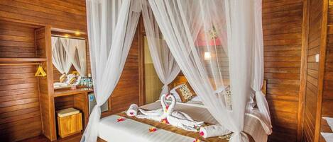 1 soverom, minibar, blendingsgardiner og wi-fi (inkludert)