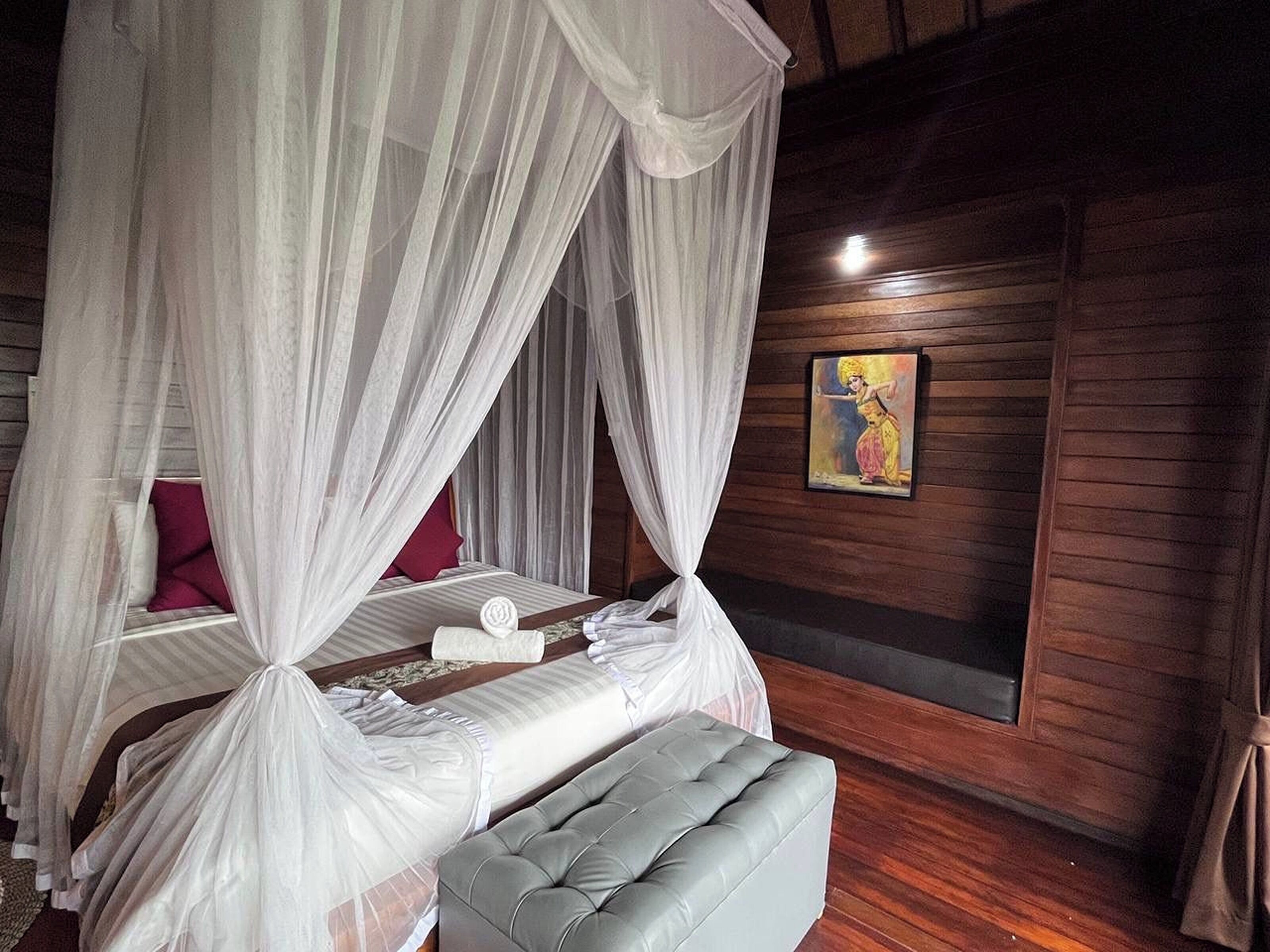 Deluxe Room, Pool View