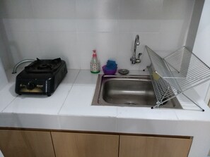 Apartment, 2 Bedrooms, Non Smoking | Private kitchenette | Fridge, stovetop, rice cooker, cookware/dishes/utensils - RJB at Ayodhya Tangerang (Tangerang)