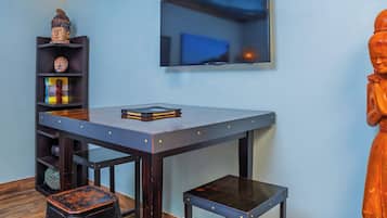 Bali Room | In-room safe, individually decorated, individually furnished, free WiFi