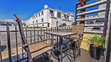 San Clemente Patio Suite | Terrace/patio