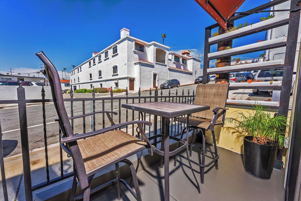 Nomads Hotel by null