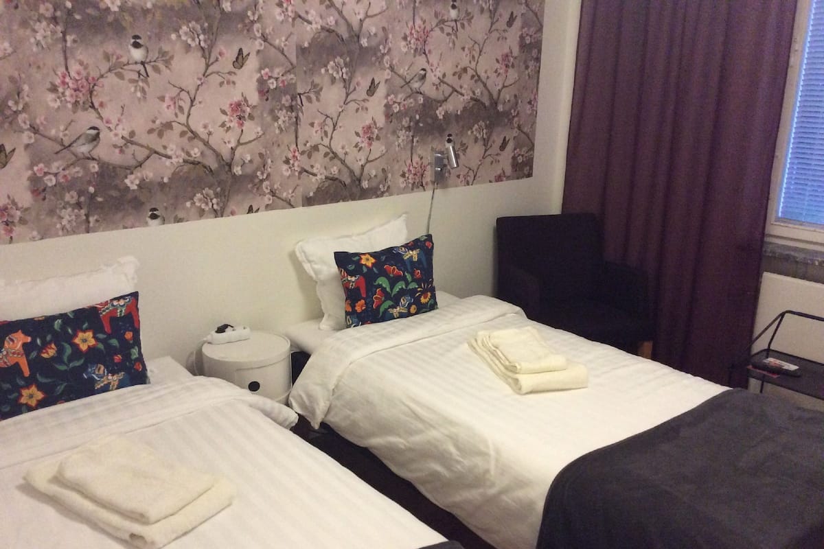 Standard Twin Room | WiFi (free), bed sheets