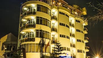 TV màn hình phẳng