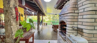 MAISON COTE DE SUN-BERTIOGA 3 SUITES 3WC 2 LAVABO- 200 MTS PLAGE / WIFI