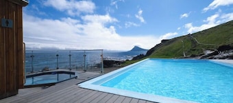 Urðartindur Guesthouse