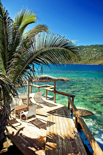 Casa Jo Mama, joten yksityiset vaatteet ovat valinnaisia !!